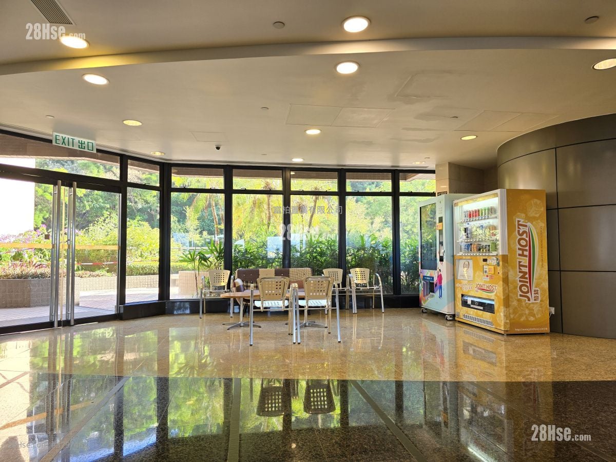 Cayman Rise Sell 3 Bedrooms , 2 Bathrooms 633 ft²