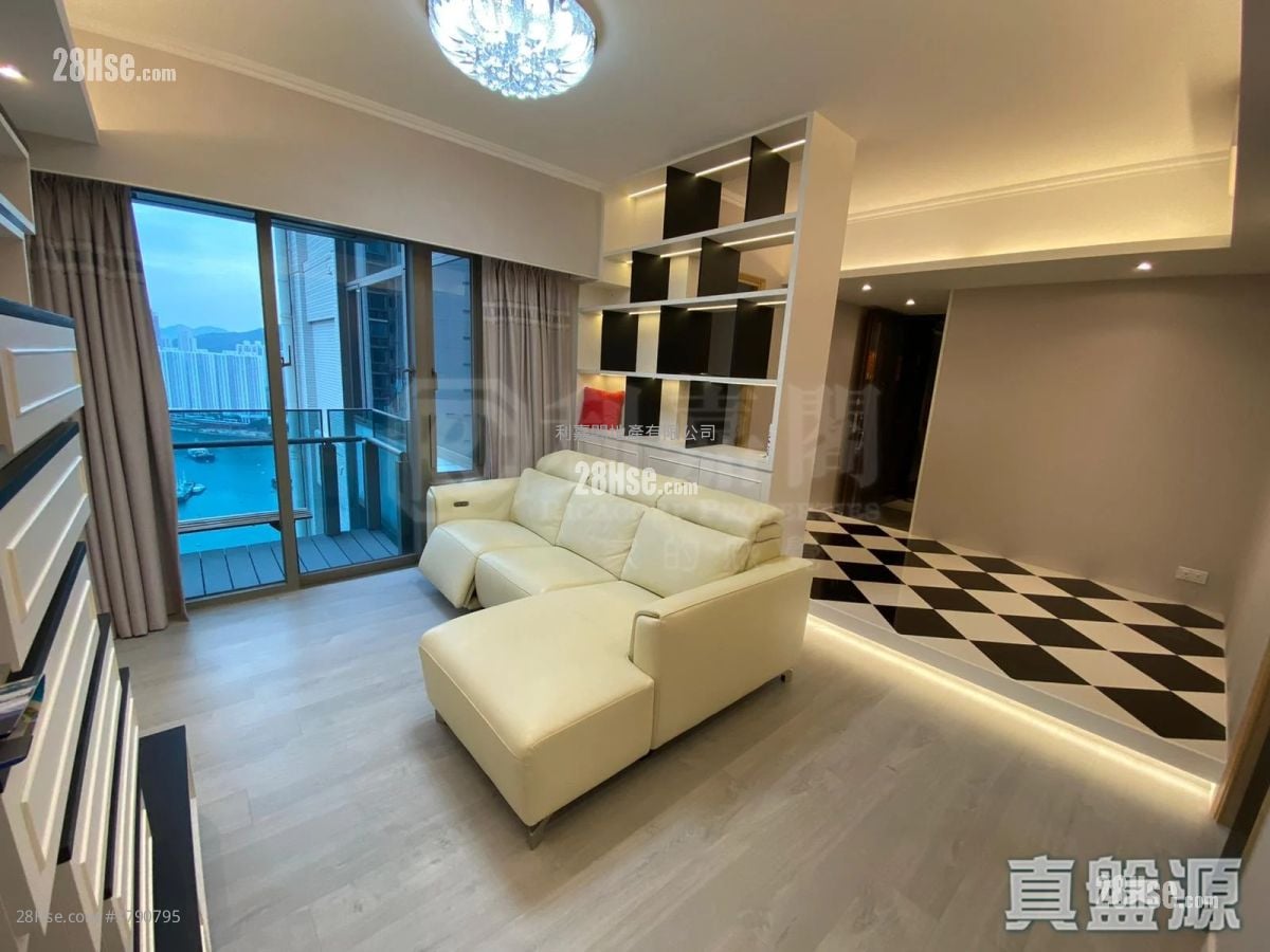 Ocean Pride Sell 3 Bedrooms , 2 Bathrooms 773 ft²