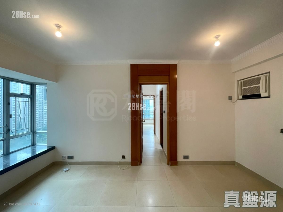 The Metro City Rental 3 Bedrooms , 2 Bathrooms 526 ft²