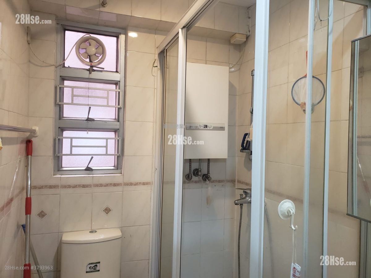 Cronin Garden Sell 3 Bedrooms , 2 Bathrooms 622 ft²