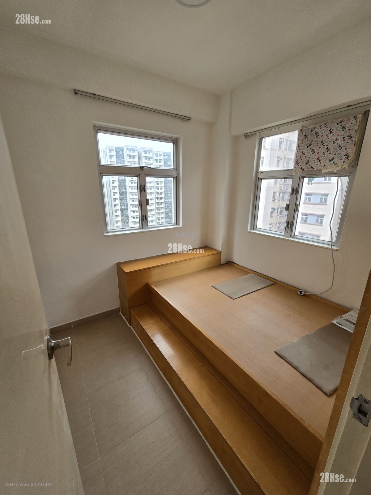 德民大厦 租盘 2 房 , 1 浴室 321 平方尺