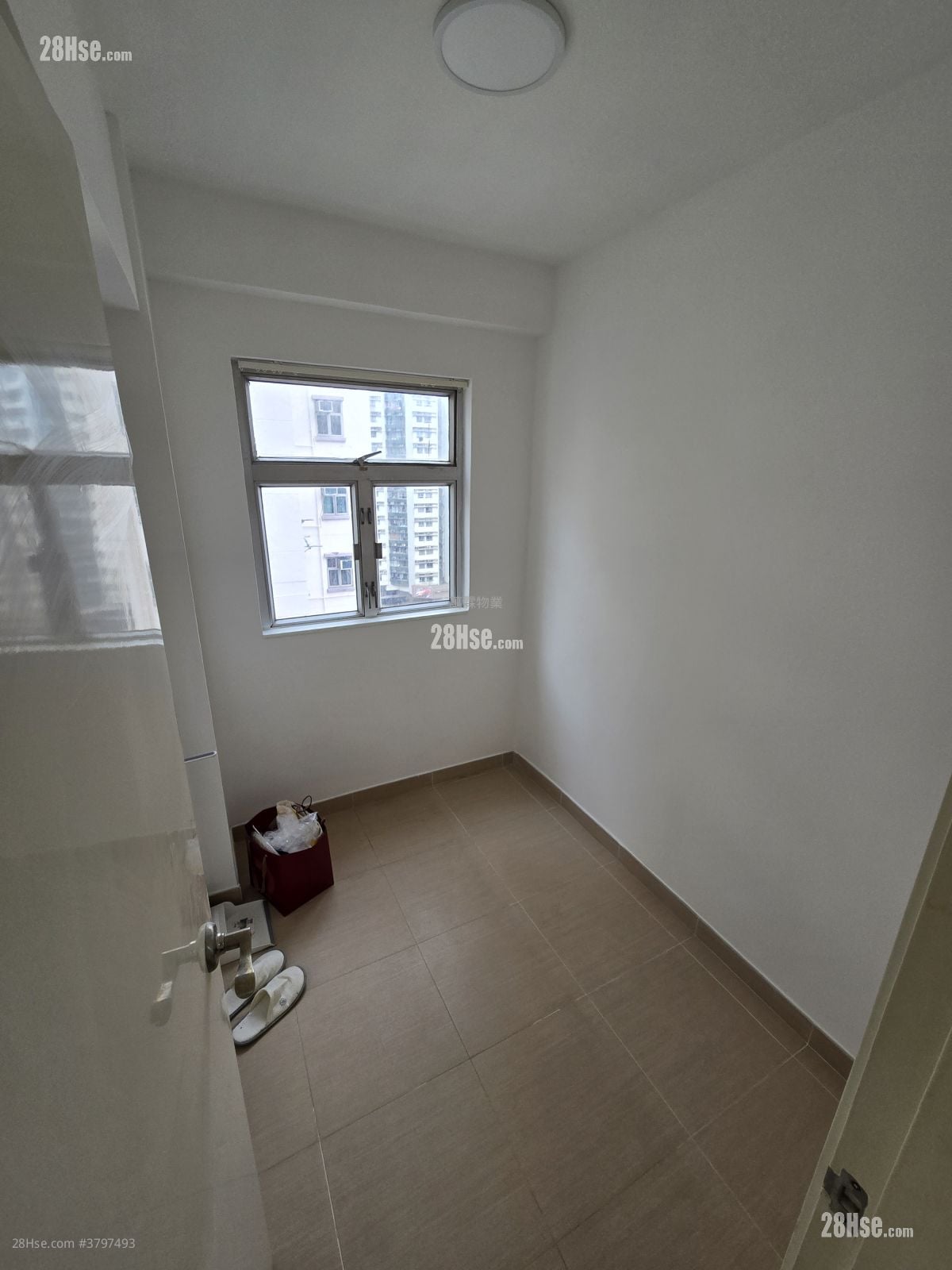 德民大厦 租盘 2 房 , 1 浴室 321 平方尺