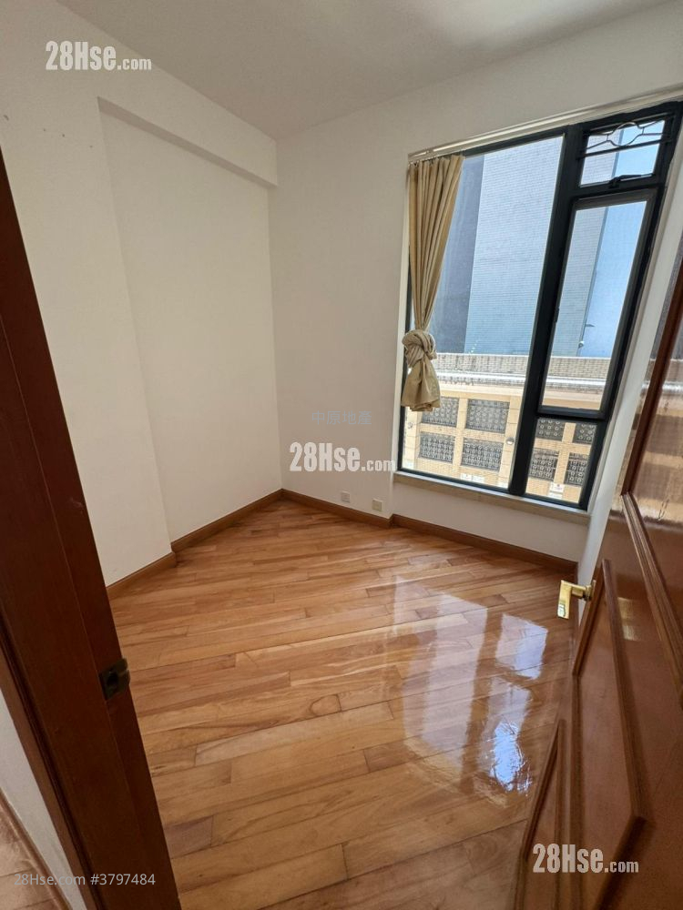 Dragon View Sell 2 Bedrooms , 1 Bathroom 564 ft²