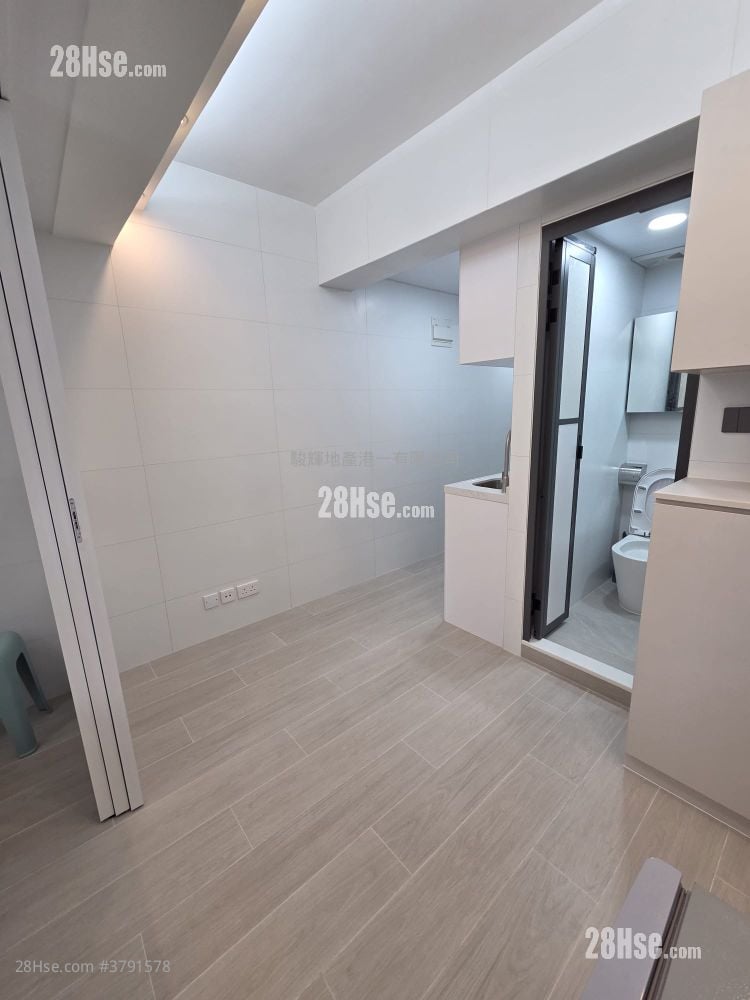 四海大厦 租盘 1 房 , 1 浴室 200 平方尺