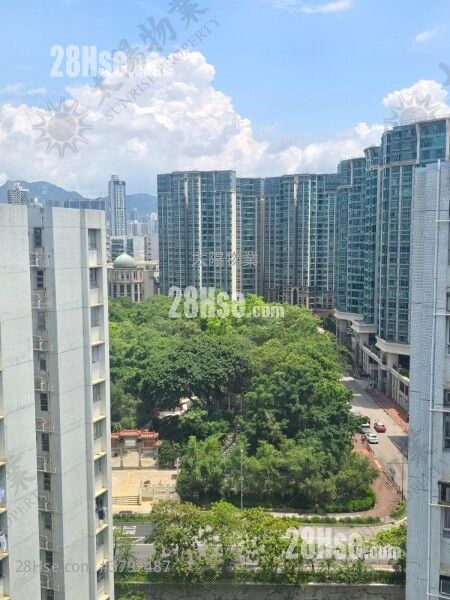 Whampoa Garden Sell 4 Bedrooms 797 ft²