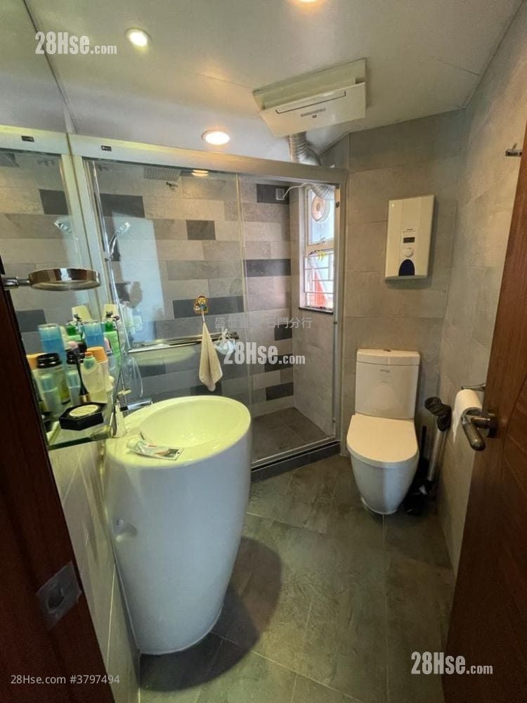 Villa Athena Sell 3 Bedrooms , 1 Bathroom 727 ft²