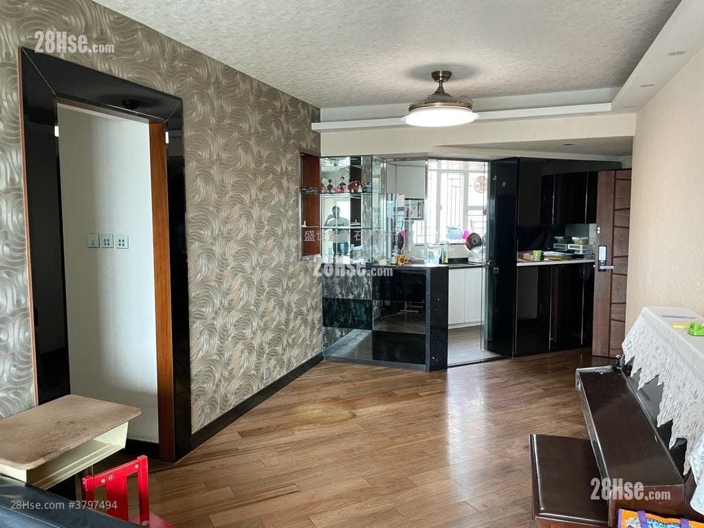 Villa Athena Sell 3 Bedrooms , 1 Bathroom 727 ft²