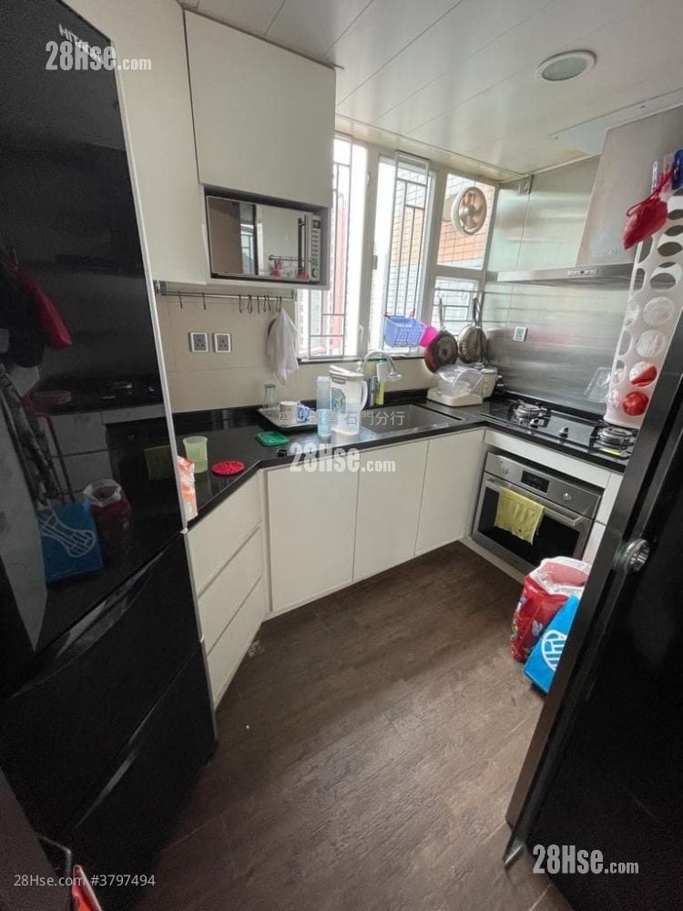 Villa Athena Sell 3 Bedrooms , 1 Bathroom 727 ft²