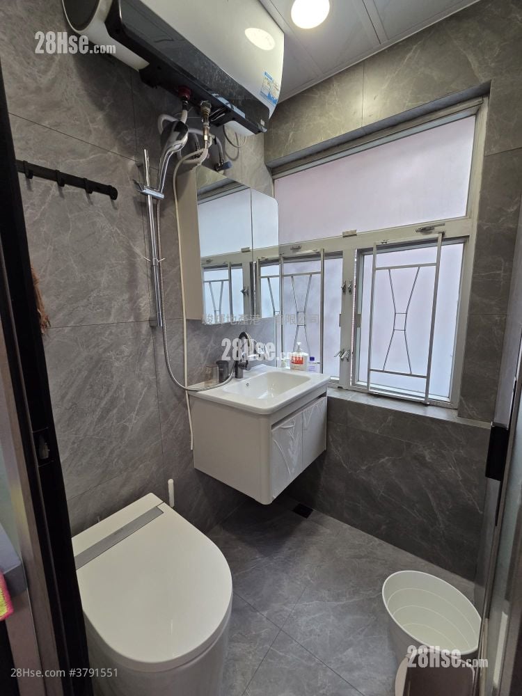 仁安大厦 租盘 开放式间隔 , 1 浴室 160 平方尺