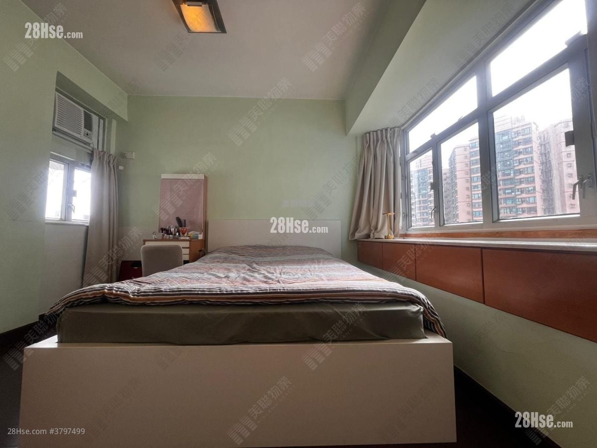 翠林花园 售盘 3 房 602 平方尺