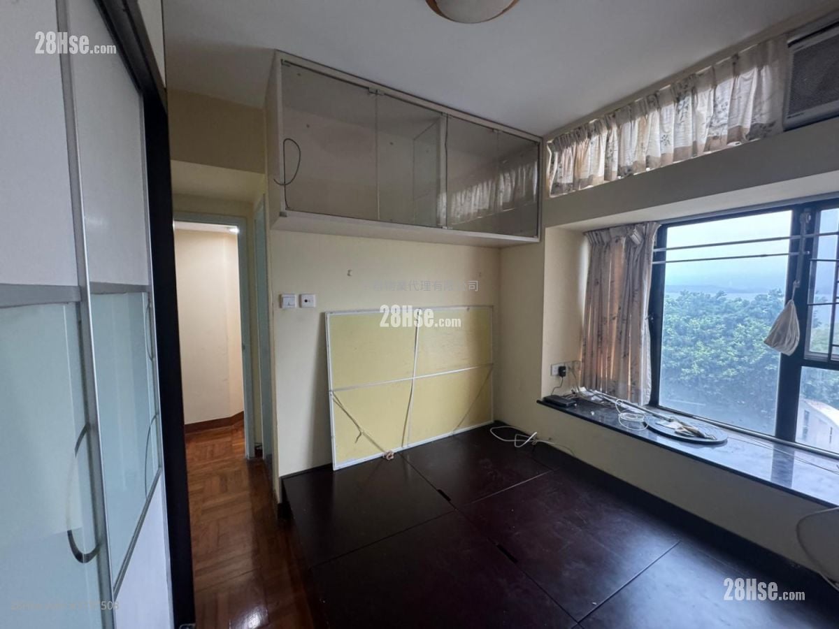 Villa Athena Sell 3 Bedrooms , 2 Bathrooms 727 ft²