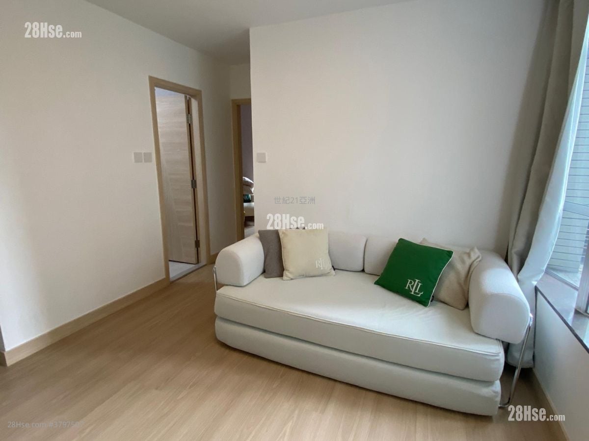 Academic Terrace Sell 2 Bedrooms , 1 Bathroom 531 ft²