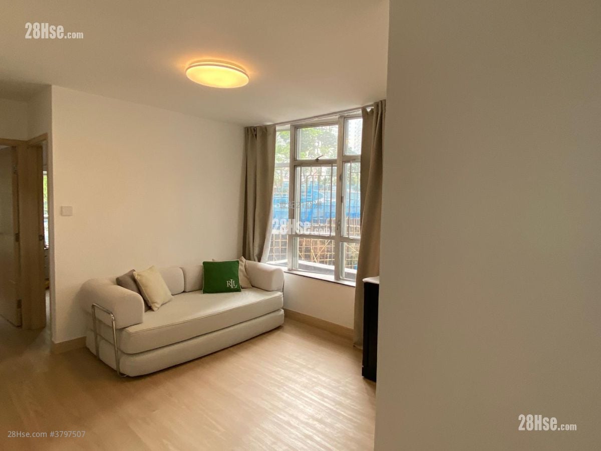 Academic Terrace Sell 2 Bedrooms , 1 Bathroom 531 ft²