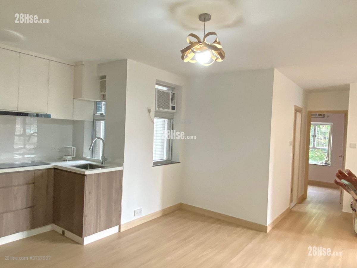 Academic Terrace Sell 2 Bedrooms , 1 Bathroom 531 ft²