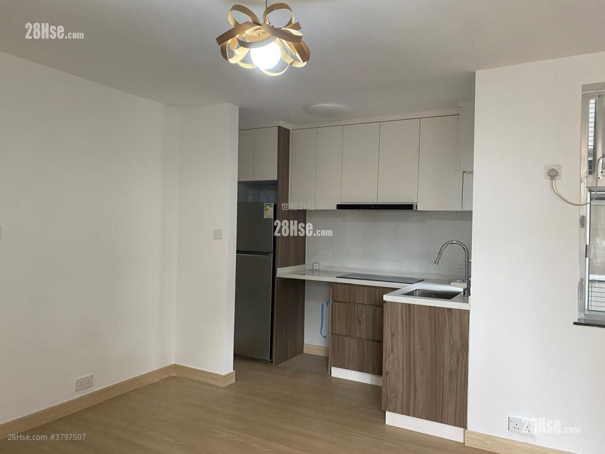 Academic Terrace Sell 2 Bedrooms , 1 Bathroom 531 ft²