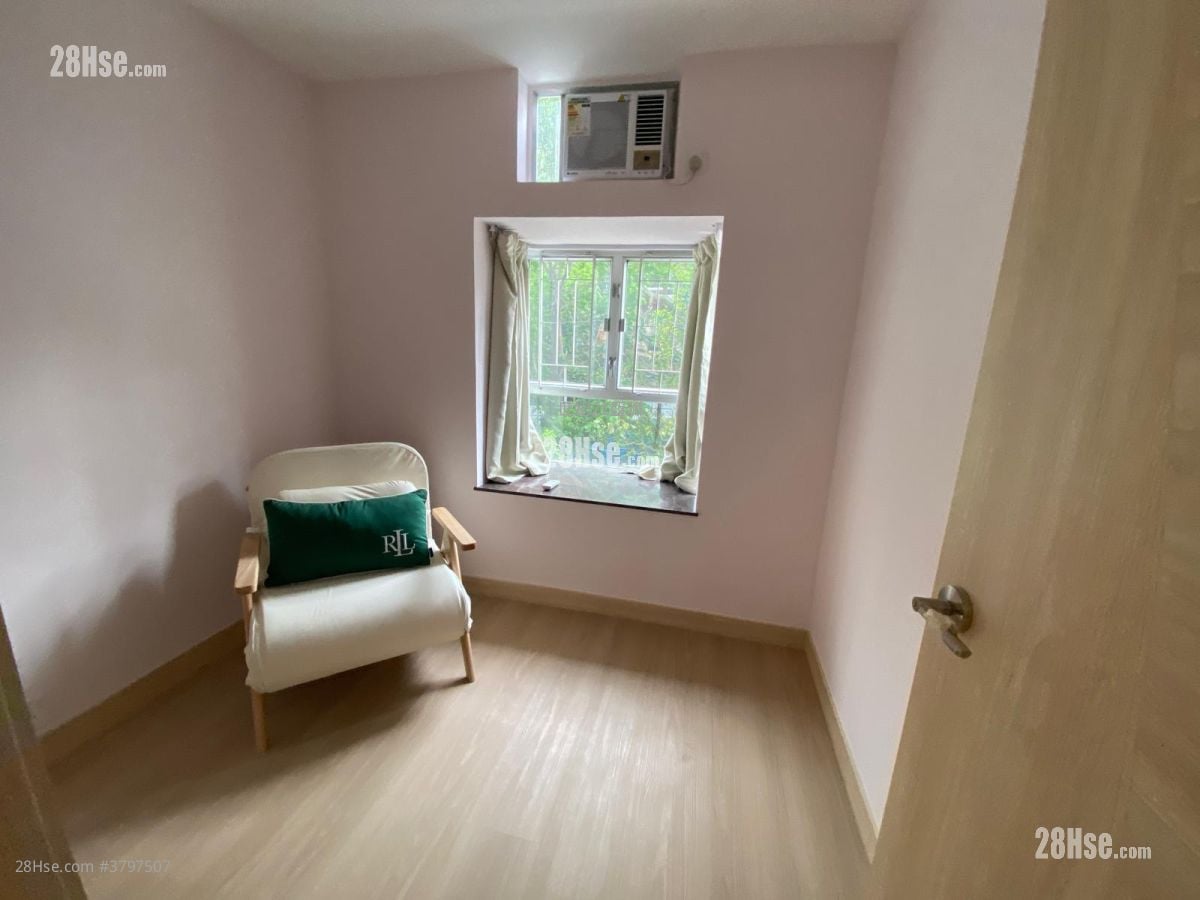 Academic Terrace Sell 2 Bedrooms , 1 Bathroom 531 ft²