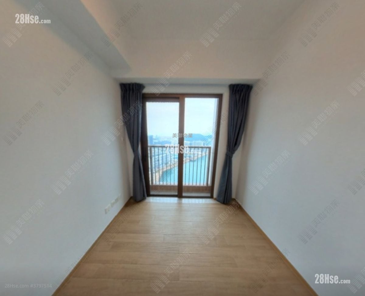 Lp6 Sell 2 Bedrooms 425 ft²