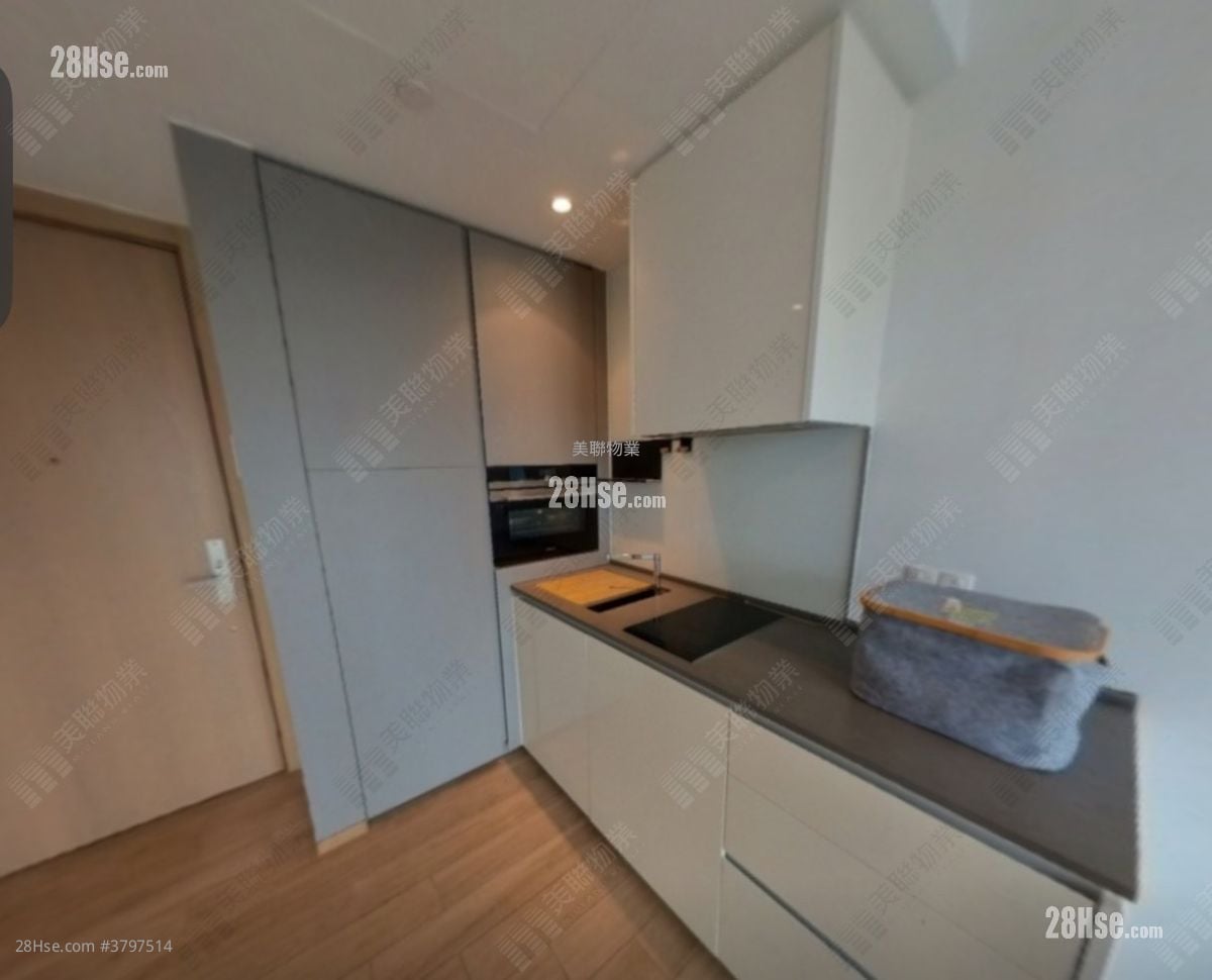 Lp6 Sell 2 Bedrooms 425 ft²