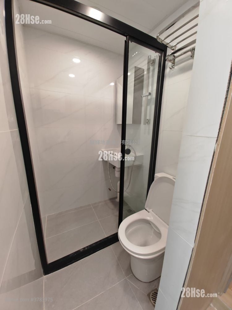Kwong Lan Building Rental Studio , 1 Bathroom 180 ft²
