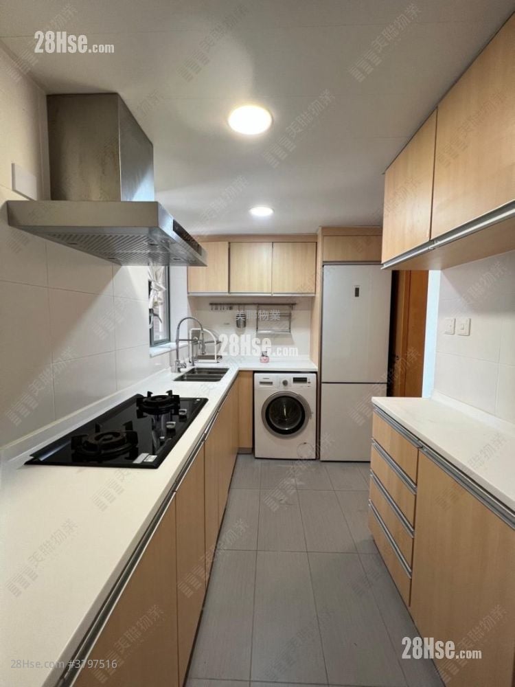 Tierra Verde Rental 3 Bedrooms , 2 Bathrooms 761 ft²