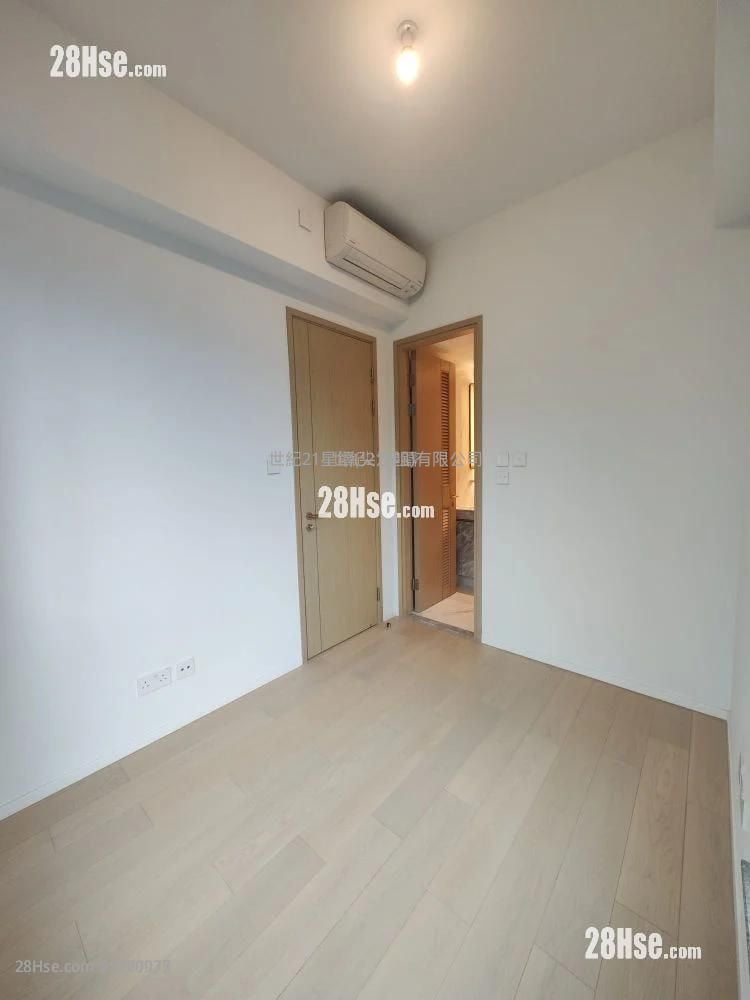 Double Coast Rental 1 Bedroom , 1 Bathroom 320 ft²