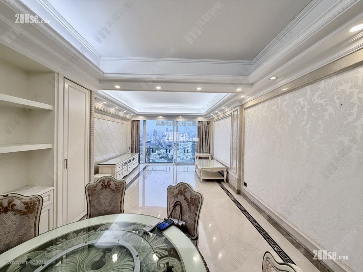 One Beacon Hill Sell 3 Bedrooms 1,084 ft²