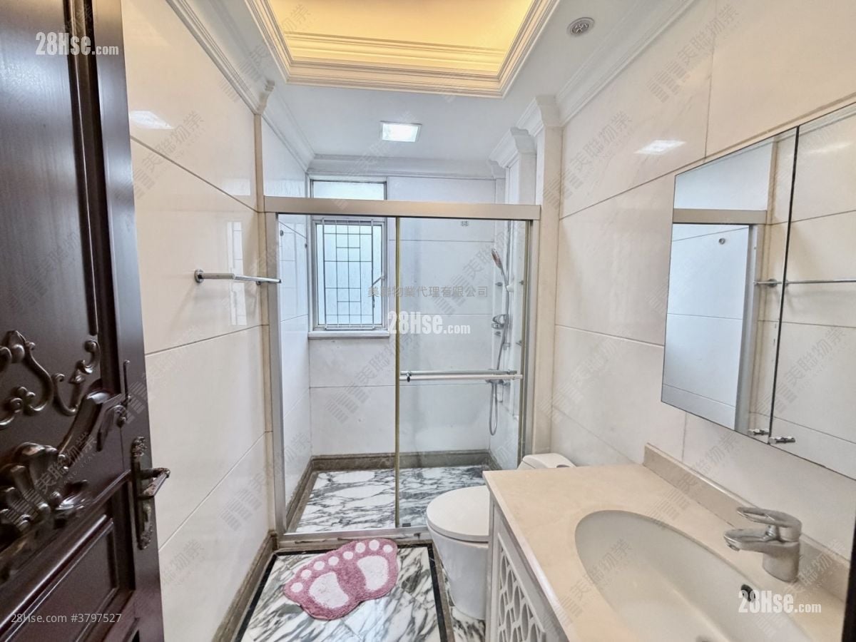 One Beacon Hill Sell 3 Bedrooms 1,084 ft²