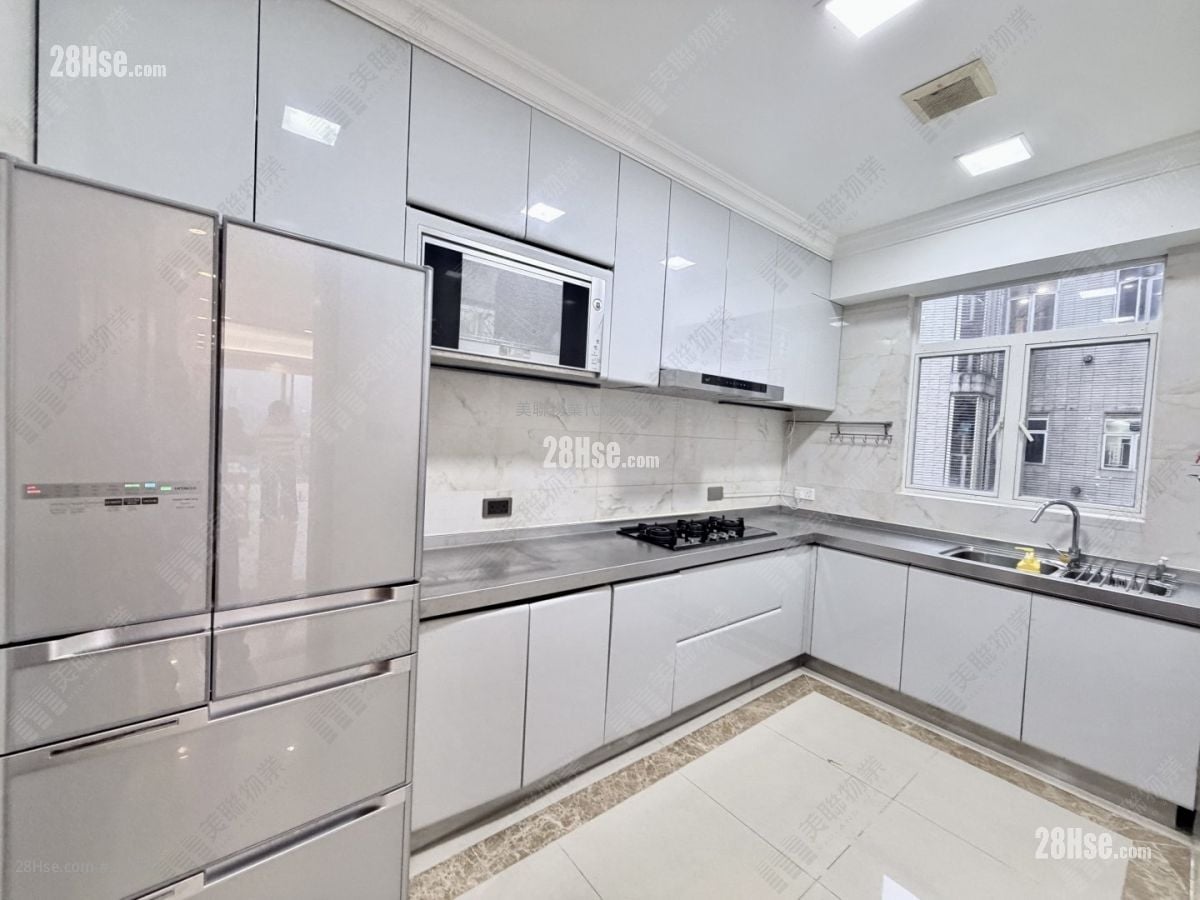 One Beacon Hill Sell 3 Bedrooms 1,084 ft²