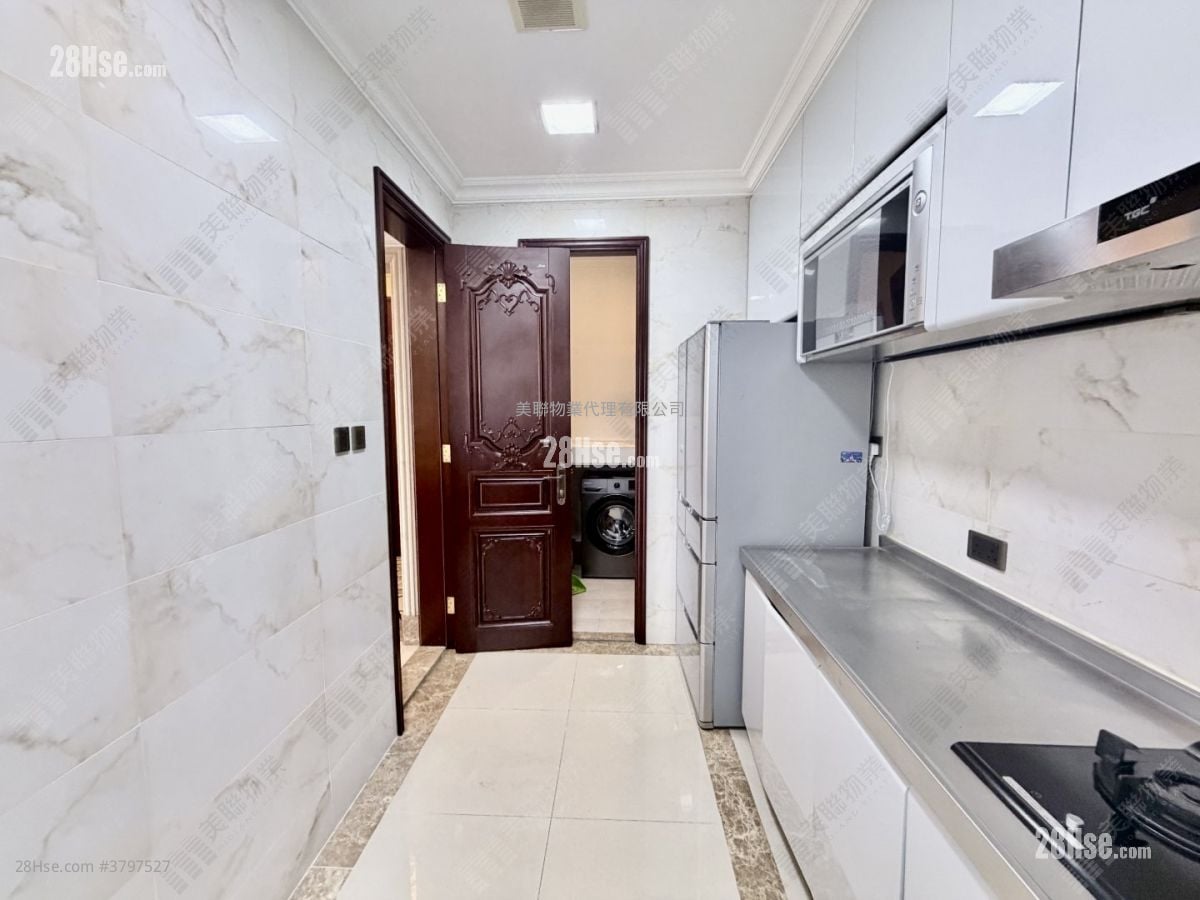 One Beacon Hill Sell 3 Bedrooms 1,084 ft²