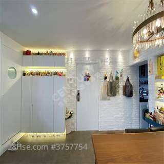 Sunshine City Sell 3 Bedrooms , 2 Bathrooms 932 ft²