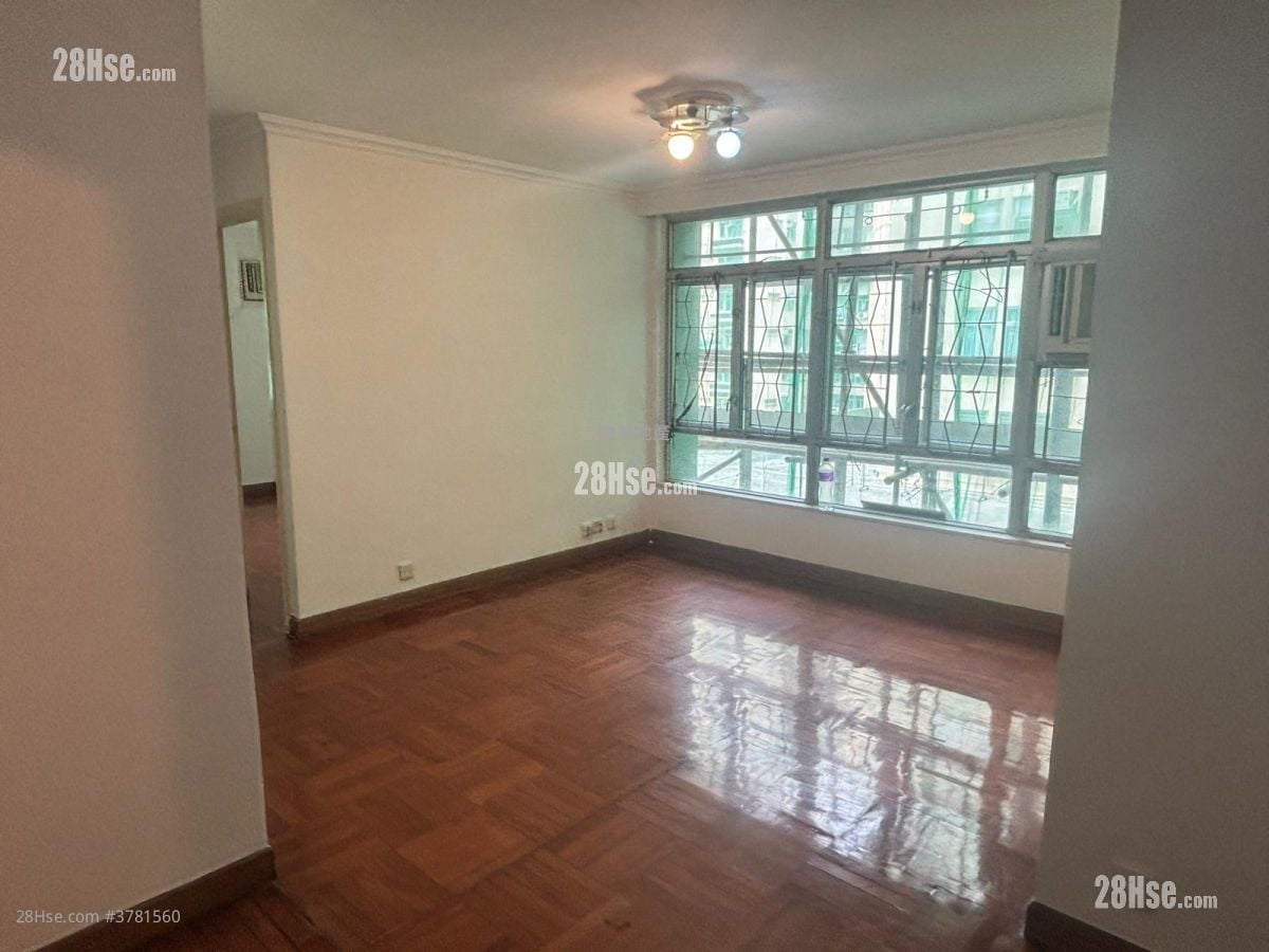 Mei Foo Sun Chuen Sell 3 Bedrooms , 1 Bathroom 705 ft²