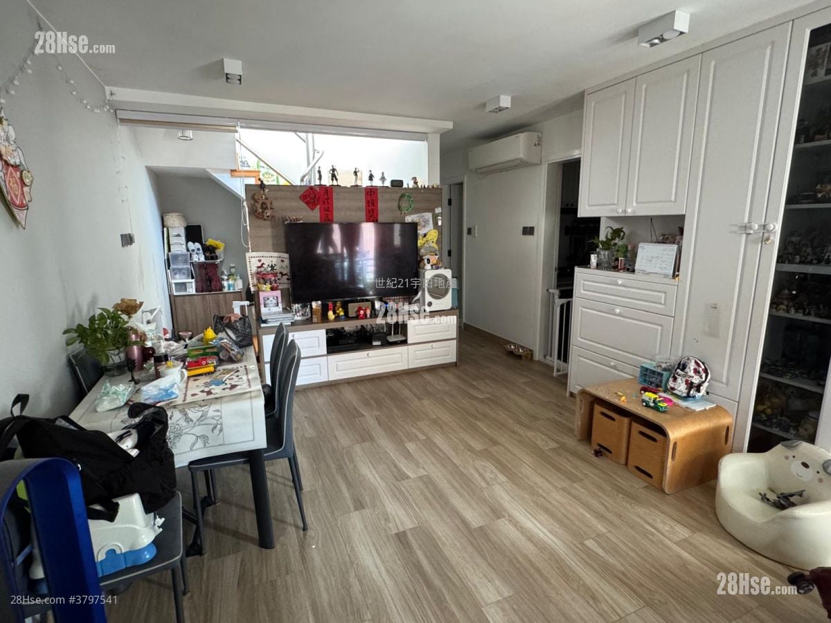 Serenity Villa Sell 3 Bedrooms , 1 Bathroom