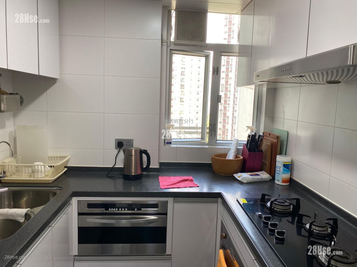 太古城 售盘 2 房 , 1 浴室 702 平方尺