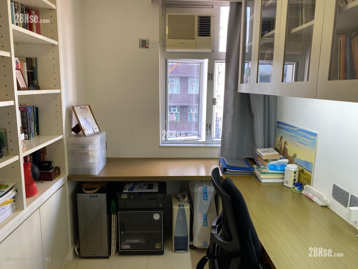 太古城 售盘 2 房 , 1 浴室 702 平方尺