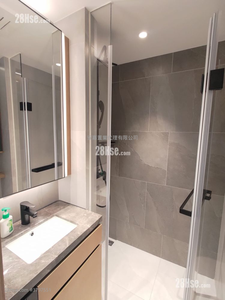 Uptify Sell 172 ft²