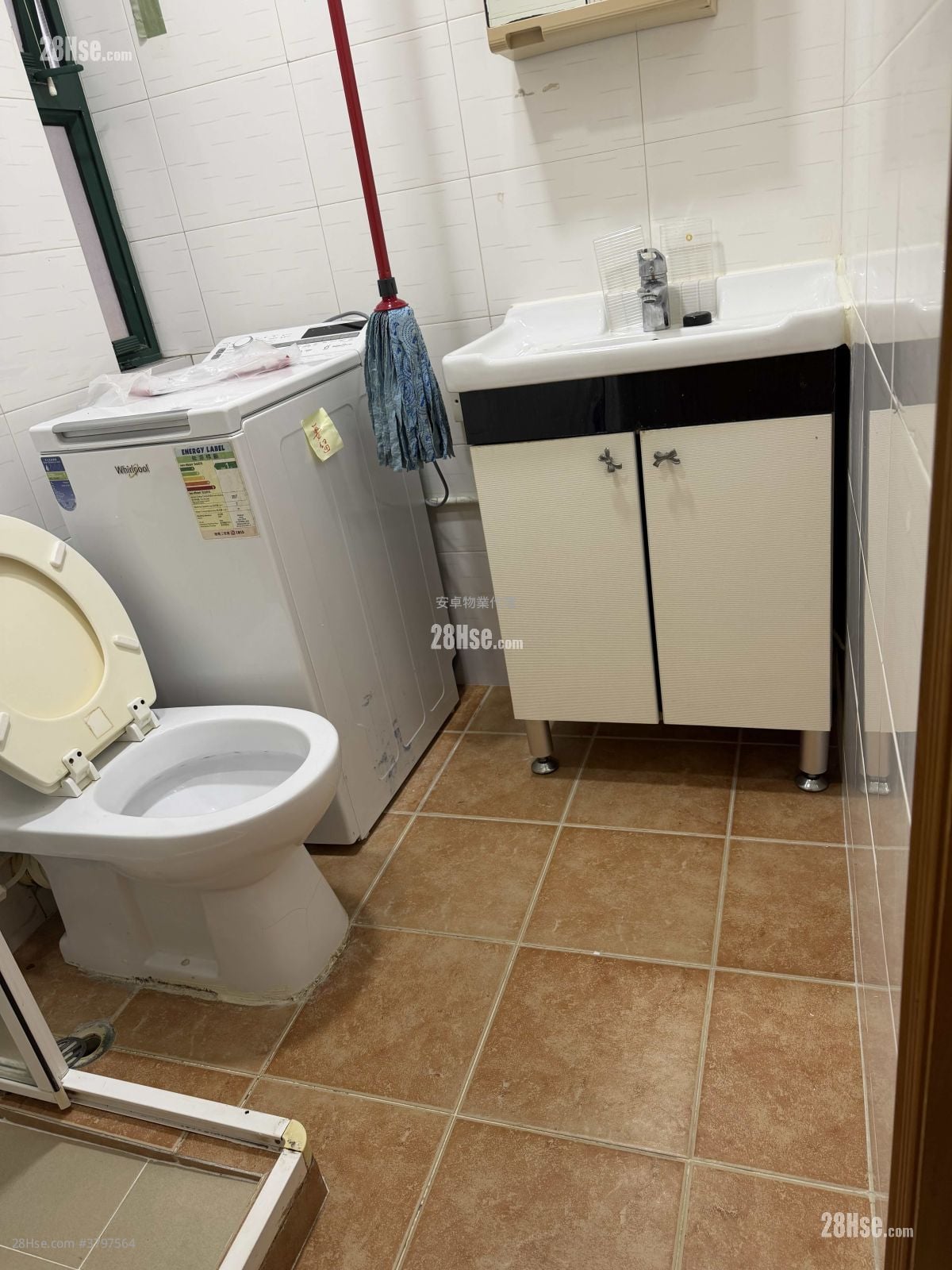 祥发大厦 租盘 2 房 , 1 浴室 334 平方尺