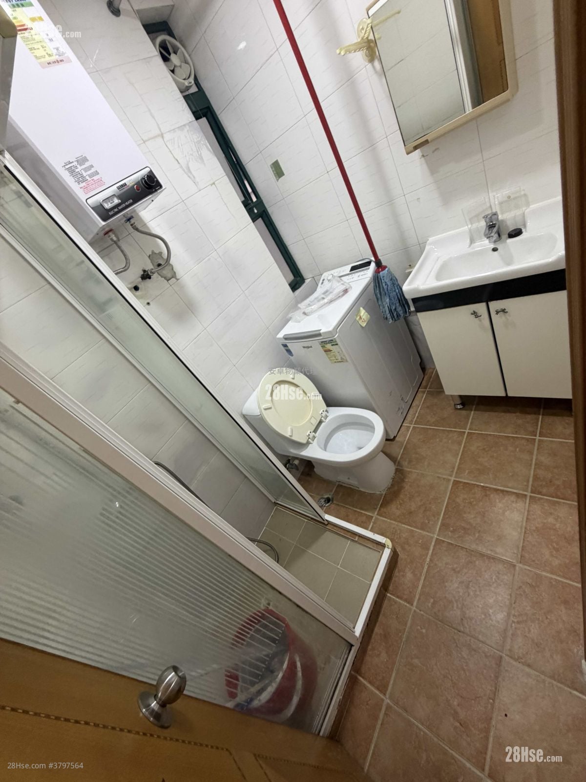 祥发大厦 租盘 2 房 , 1 浴室 334 平方尺