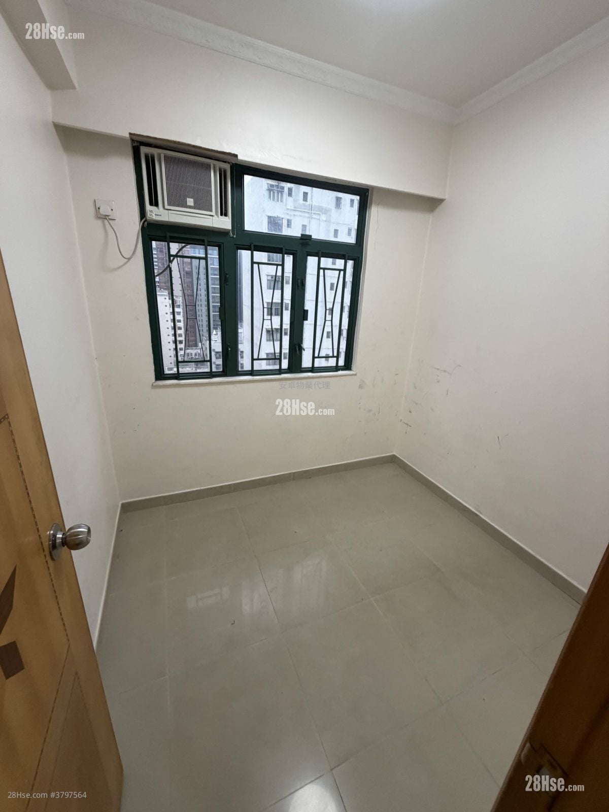 祥发大厦 租盘 2 房 , 1 浴室 334 平方尺