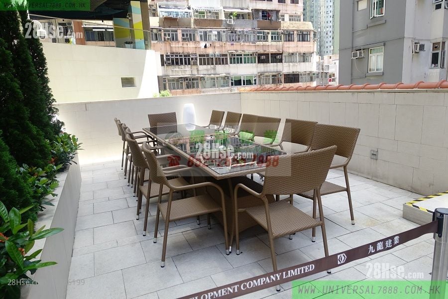 Cadogan Rental 2 Bedrooms , 3 Bathrooms 720 ft²