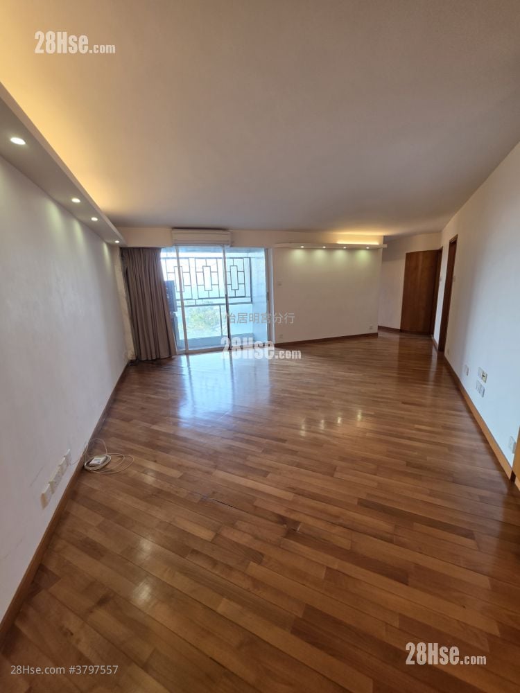 Taikoo Shing Sell 4 Bedrooms , 2 Bathrooms 1,114 ft²