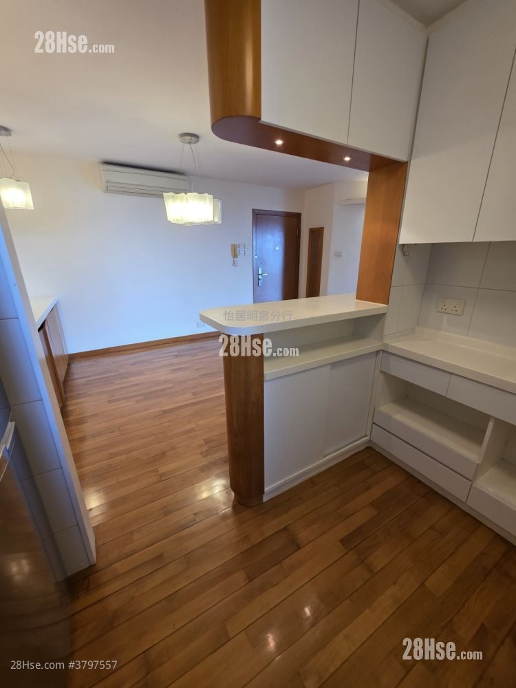 Taikoo Shing Sell 4 Bedrooms , 2 Bathrooms 1,114 ft²