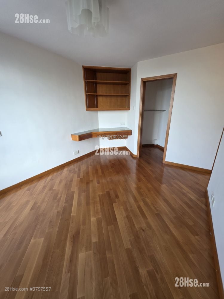 Taikoo Shing Sell 4 Bedrooms , 2 Bathrooms 1,114 ft²