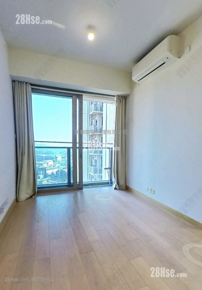 Marini Sell 3 Bedrooms 598 ft²