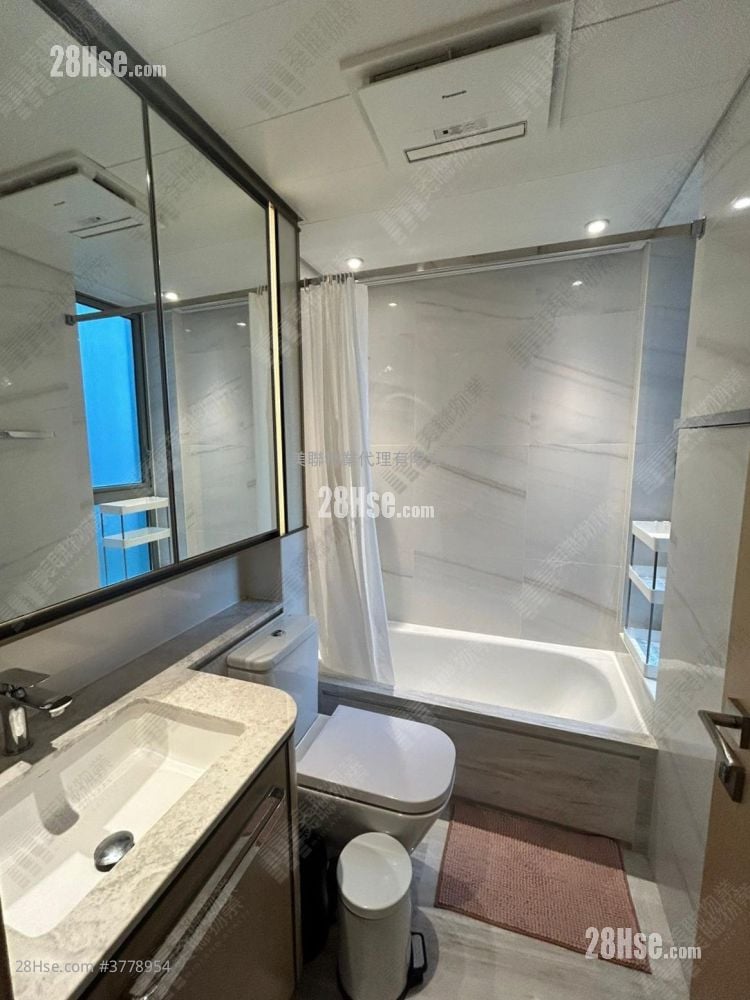 Marini Sell 3 Bedrooms 598 ft²