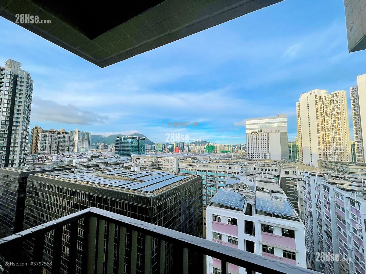 Mangrove Sell Studio , 1 Bathroom 186 ft²