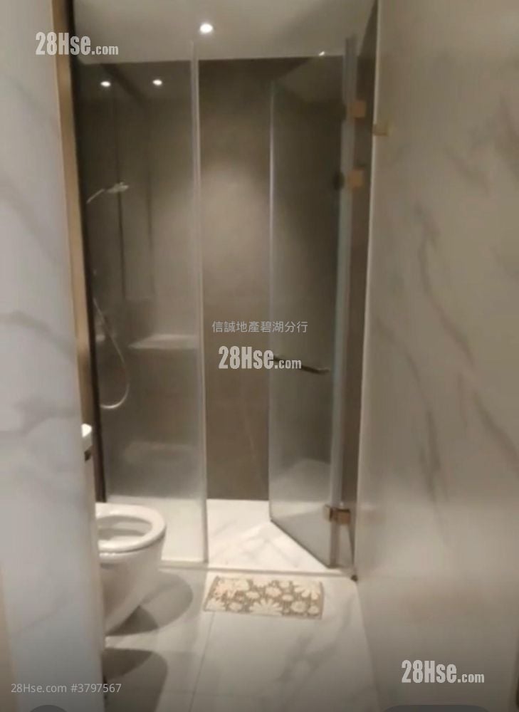 One Innovale 租盘 2 房 , 1 浴室 434 平方尺