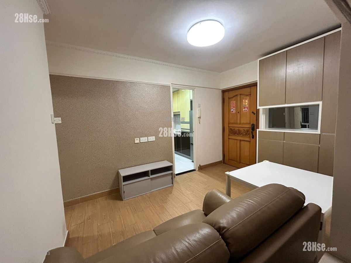 Greenfield Garden Sell 2 Bedrooms , 1 Bathroom 383 ft²