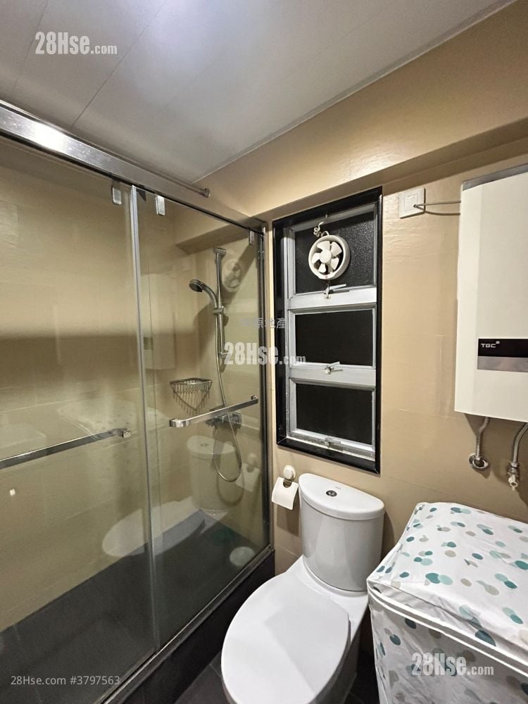 Greenfield Garden Sell 2 Bedrooms , 1 Bathroom 383 ft²