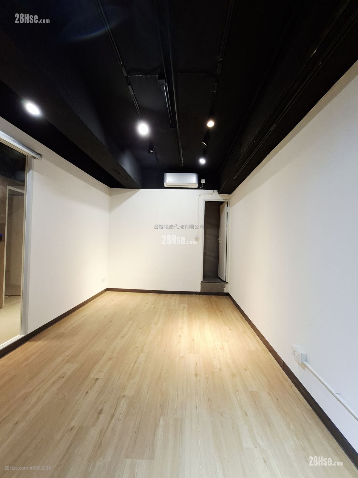 Manning Industrial Building Rental 5+ Bedrooms , 5+ Toilets