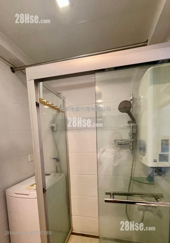 Whampoa Garden Rental 3 Bedrooms , 1 Bathroom 607 ft²